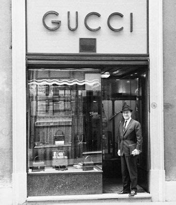 gucci 1953 founded 1921|who is gucci owned by.